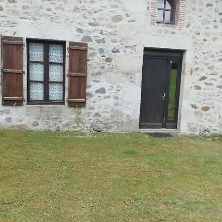 High Mill Lake - Etang De Brigueuil Exterior photo